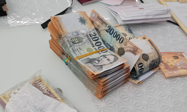 85 milli&oacute; forinttal k&aacute;ros&iacute;totta meg a k&ouml;lts&eacute;gvet&eacute;st egy kaposv&aacute;ri c&eacute;gvezető