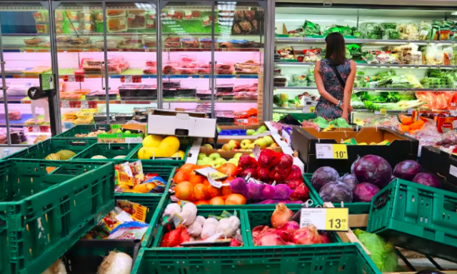 Egy hetet kaptak a boltok, hogy cs&ouml;kkents&eacute;k az &aacute;raikat