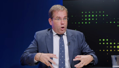 Vagyonad&oacute;, nyugd&iacute;jrendez&eacute;s &eacute;s &uacute;jragondolt kata &ndash; Ruff B&aacute;lint nagy tervekről besz&eacute;lt