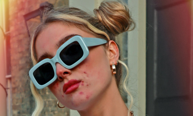 &Uacute;j ir&aacute;ny, semmi retus&aacute;l&aacute;s &ndash; Pattan&aacute;sos modellekkel hirdet a H&amp;M