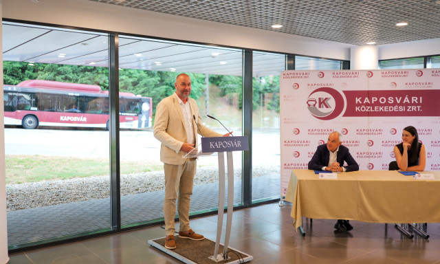 2026 elej&eacute;n &eacute;rkeznek Kaposv&aacute;rra az &uacute;j mini &eacute;s midi elektromos buszok