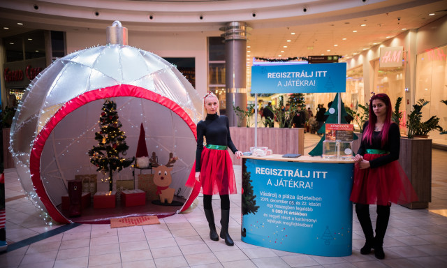 A Kaposv&aacute;r Pl&aacute;z&aacute;ban elindult a Rejt&eacute;lyek Kar&aacute;csonya  &eacute;s megjelent a Mikul&aacute;s is! - GAL&Eacute;RIA