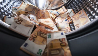 Zimbabwei csal&oacute;t fogtak a somogyi rendőr&ouml;k, 14 milli&oacute;val h&uacute;zott le egy fony&oacute;di nőt
