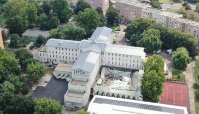 2026 kg ac&eacute;lt aj&aacute;nlottak fel a Gyakorl&oacute; helyre&aacute;ll&iacute;t&aacute;s&aacute;ra, hogy v&eacute;gre t&ouml;rt&eacute;njen valami
