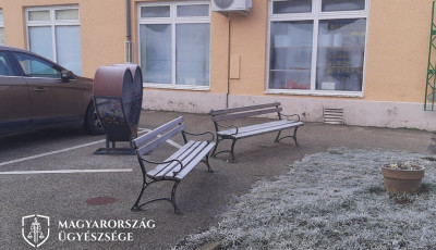 800.000 Ft-nyi valut&aacute;t tal&aacute;lt egy utcai padon - Nem hiszed el mit csin&aacute;lt a p&eacute;nzzel!