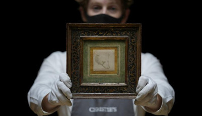 Rekord&aacute;ron, t&ouml;bb mint 3,6 milli&aacute;rd forintnyi &ouml;sszeg&eacute;rt kelt el Leonardo da Vinci egy rajza
