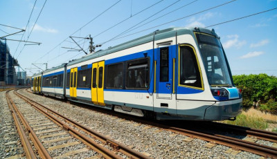 2021 ősz&eacute;től k&ouml;zlekedhet az orsz&aacute;g első vas&uacute;t-villamosa