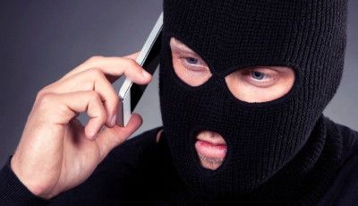 Kaposv&aacute;ron is egyre t&ouml;bb a telefonos leh&uacute;z&aacute;s - 7 tipp, hogy te ne fuss bele