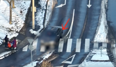 Pont a hal&aacute;los gyalogosg&aacute;zol&aacute;s napj&aacute;n tartott fokozott ellenőrz&eacute;st Kaposv&aacute;ron a rendőrs&eacute;g - VIDE&Oacute;