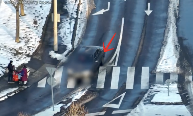 Pont a hal&aacute;los gyalogosg&aacute;zol&aacute;s napj&aacute;n tartott fokozott ellenőrz&eacute;st Kaposv&aacute;ron a rendőrs&eacute;g - VIDE&Oacute;