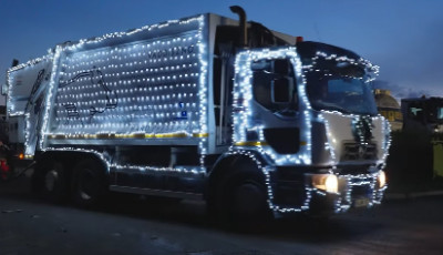 F&eacute;nyben &uacute;sz&oacute; kuk&aacute;saut&oacute; j&aacute;rja be Kaposv&aacute;rt