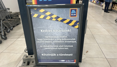 &Aacute;t&eacute;p&iacute;tik a Petőfi utcai Aldit